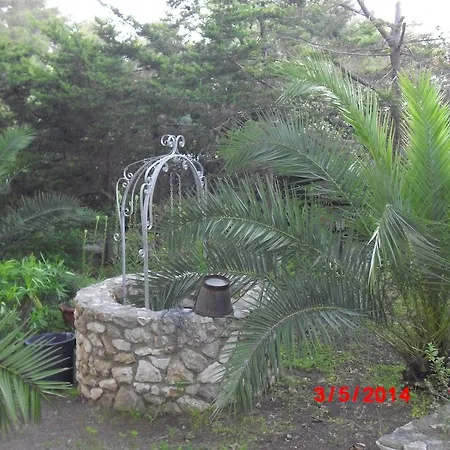 לינה וארוחת בוקר Salento *