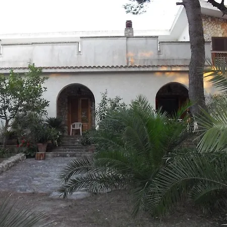 לינה וארוחת בוקר Salento