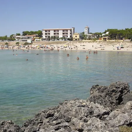 לינה וארוחת בוקר Salento *